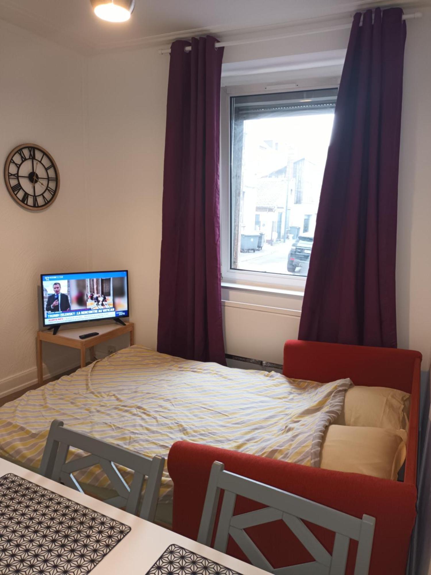 Entier Au Rdc - Ideal Pour Travailleurs Ou Voyageurs En Famille Jusqu A 6p Appartement