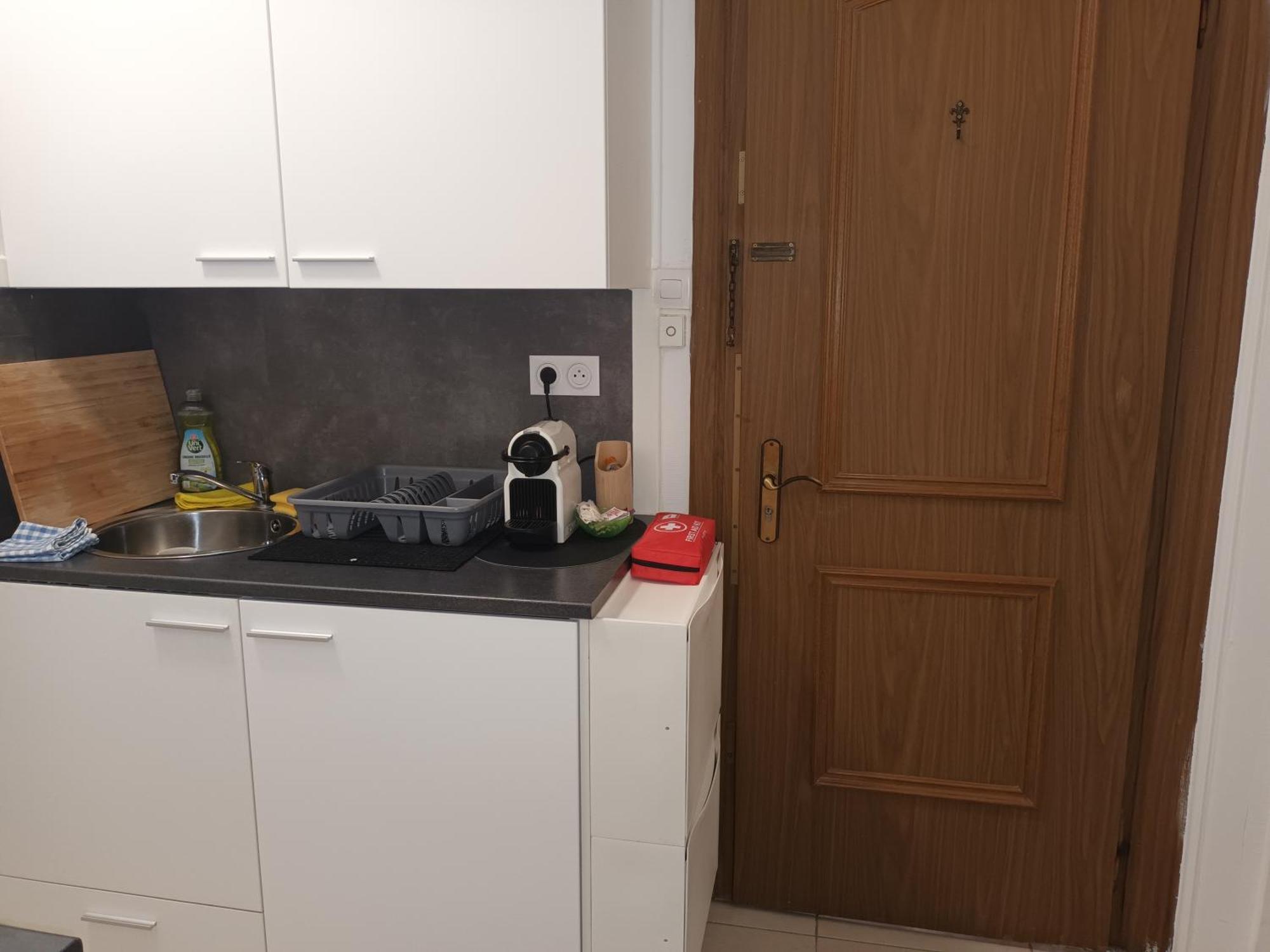 Apartment Entier Au Rdc - Ideal Pour Travailleurs Ou Voyageurs En Famille Jusqu A 6p *